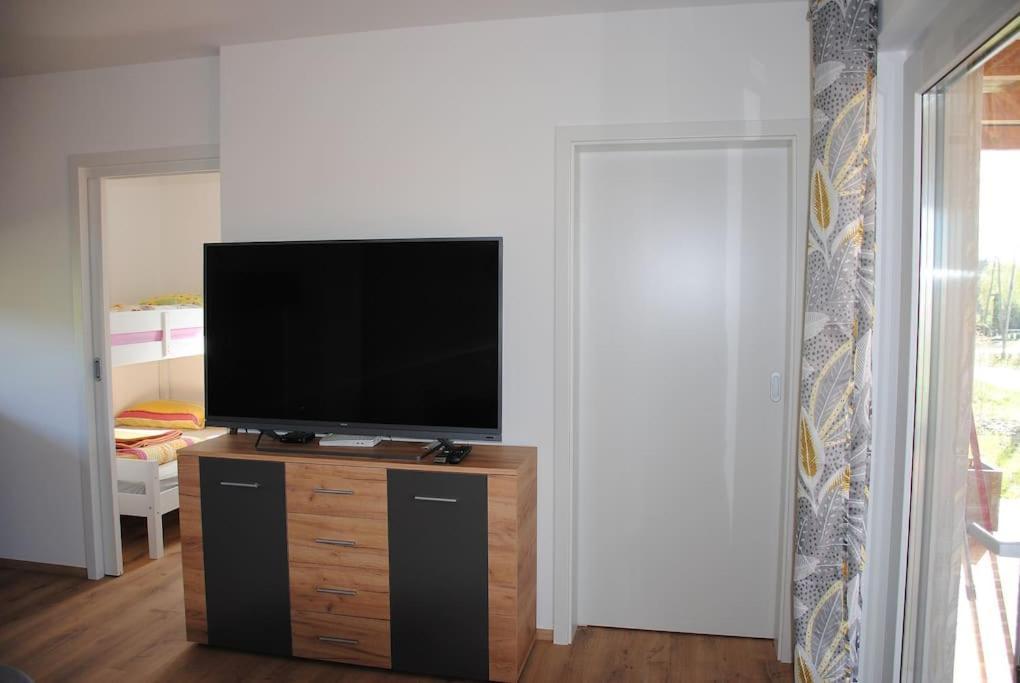 Hiska Mirna Ravnica Apartamento *