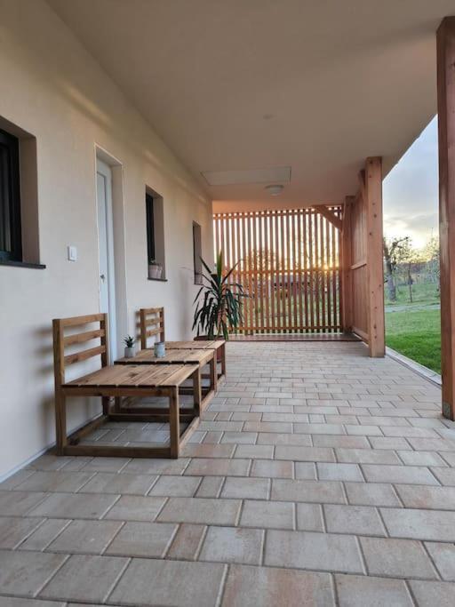 Hiska Mirna Ravnica Apartamento *